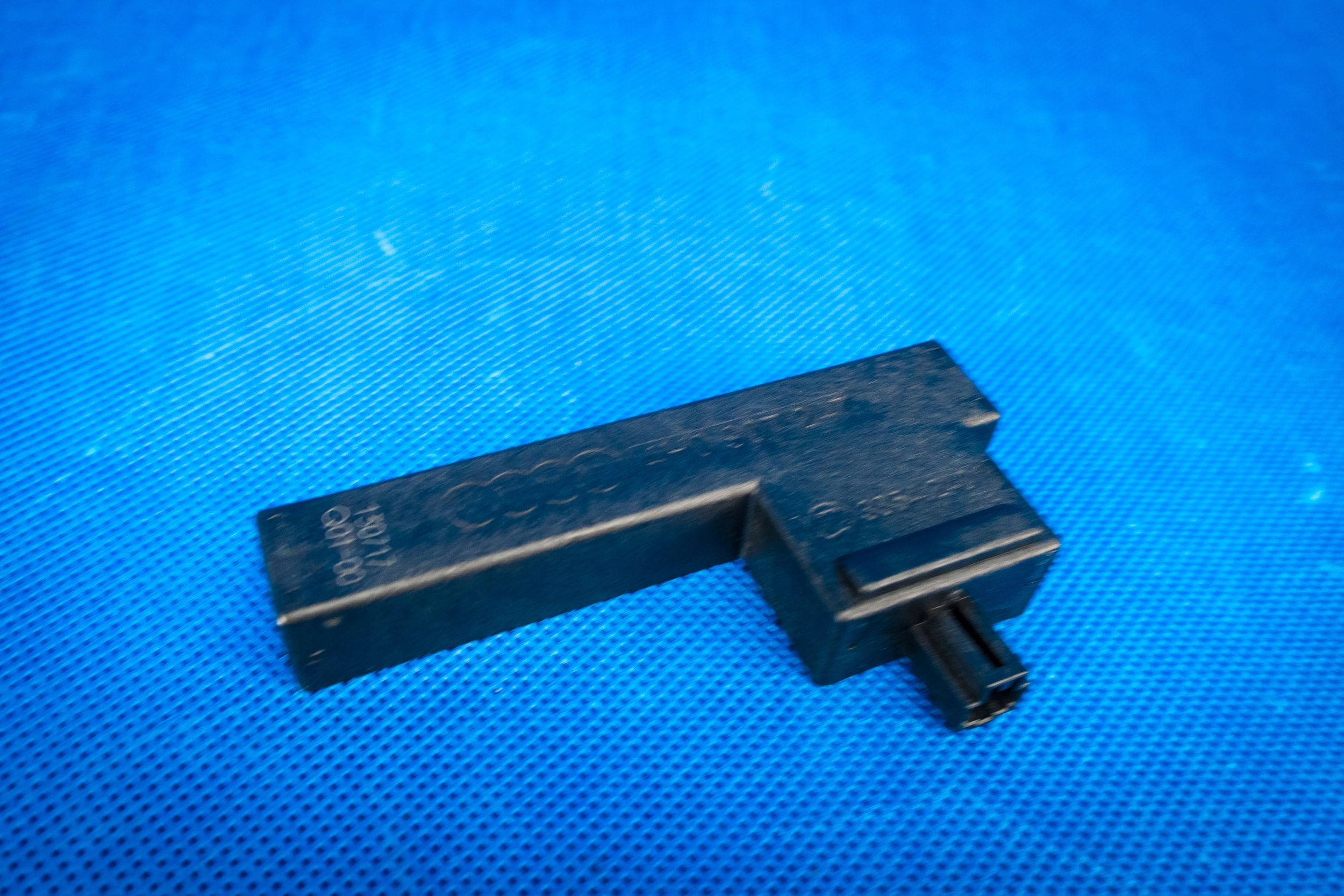 Антенна KESSY Keyless Audi A8 S8 4H 4h0907247