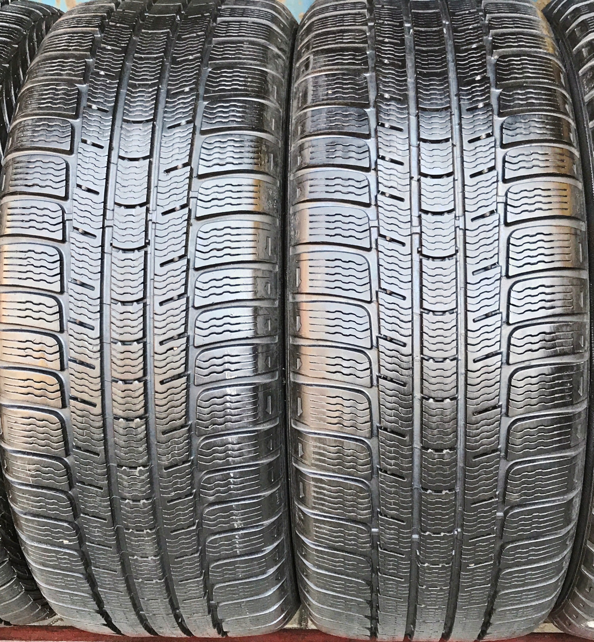 235/55R17 MICHELIN LATITUDE ALPIN HP ZIMA PARA