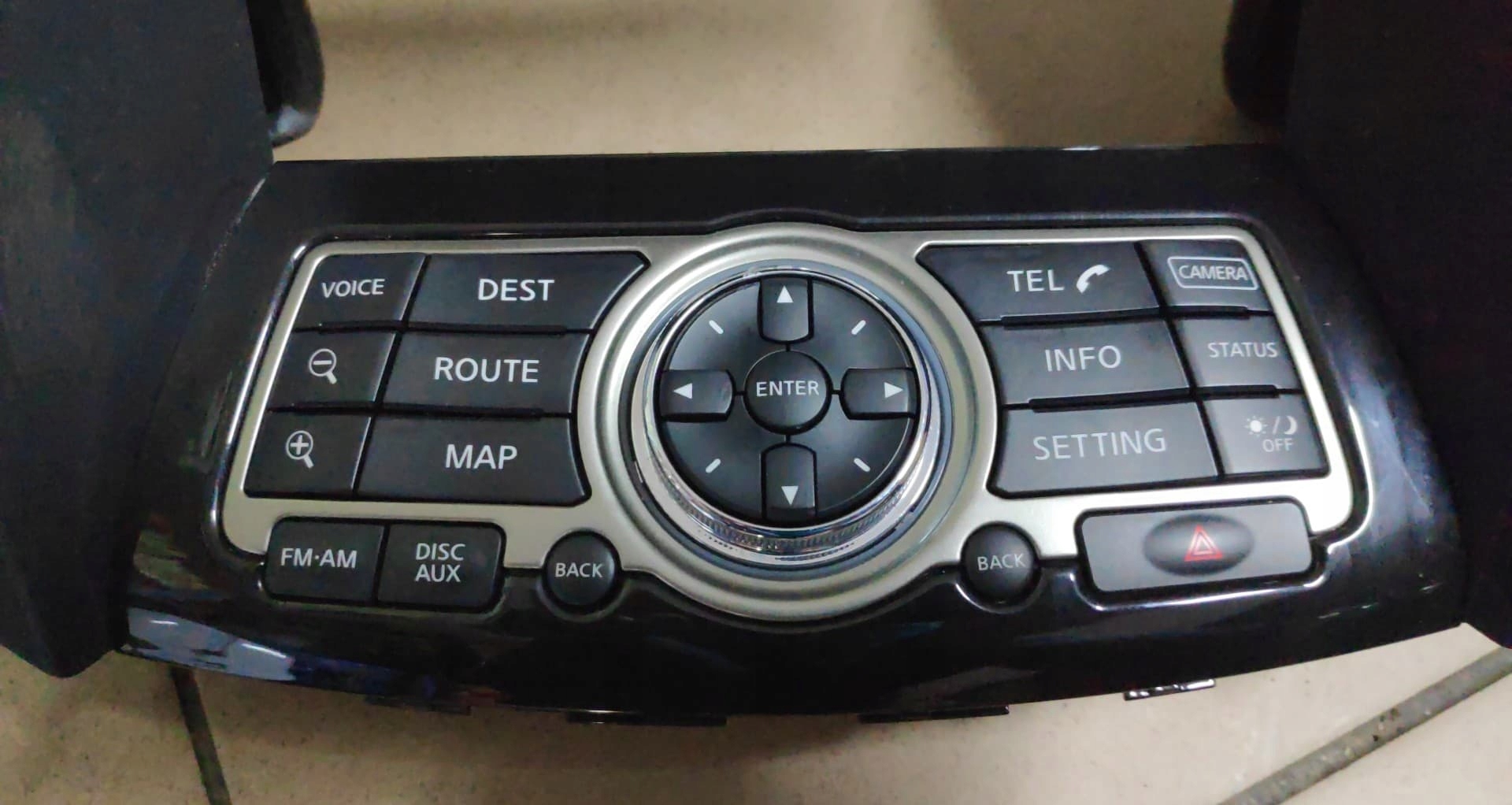 PANEL RADIA KRATKA INFINITI QX70 283951DR5D Numer katalogowy części 283951DR5D