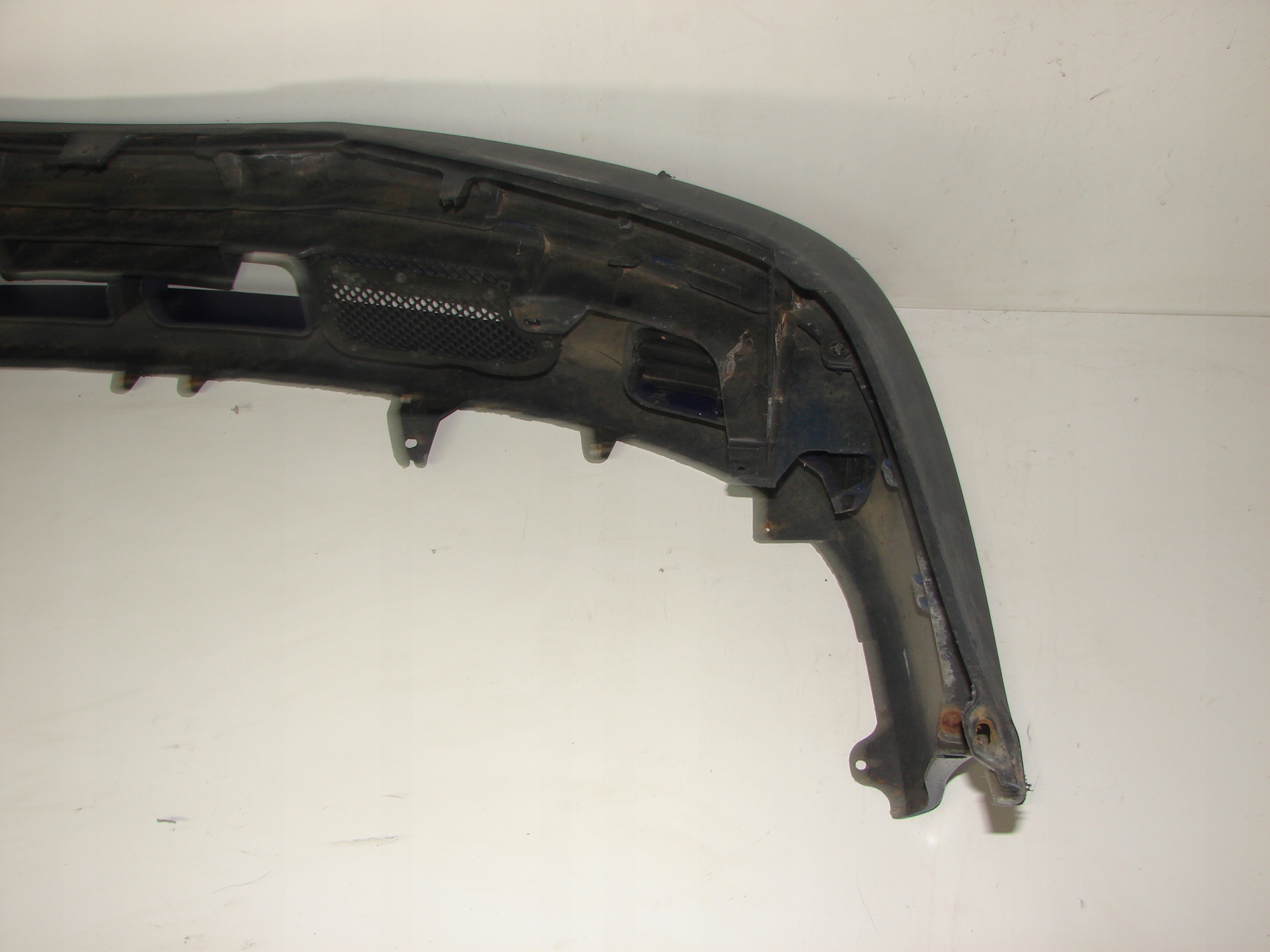front bumper front TOYOTA AVENSIS T22 97-00