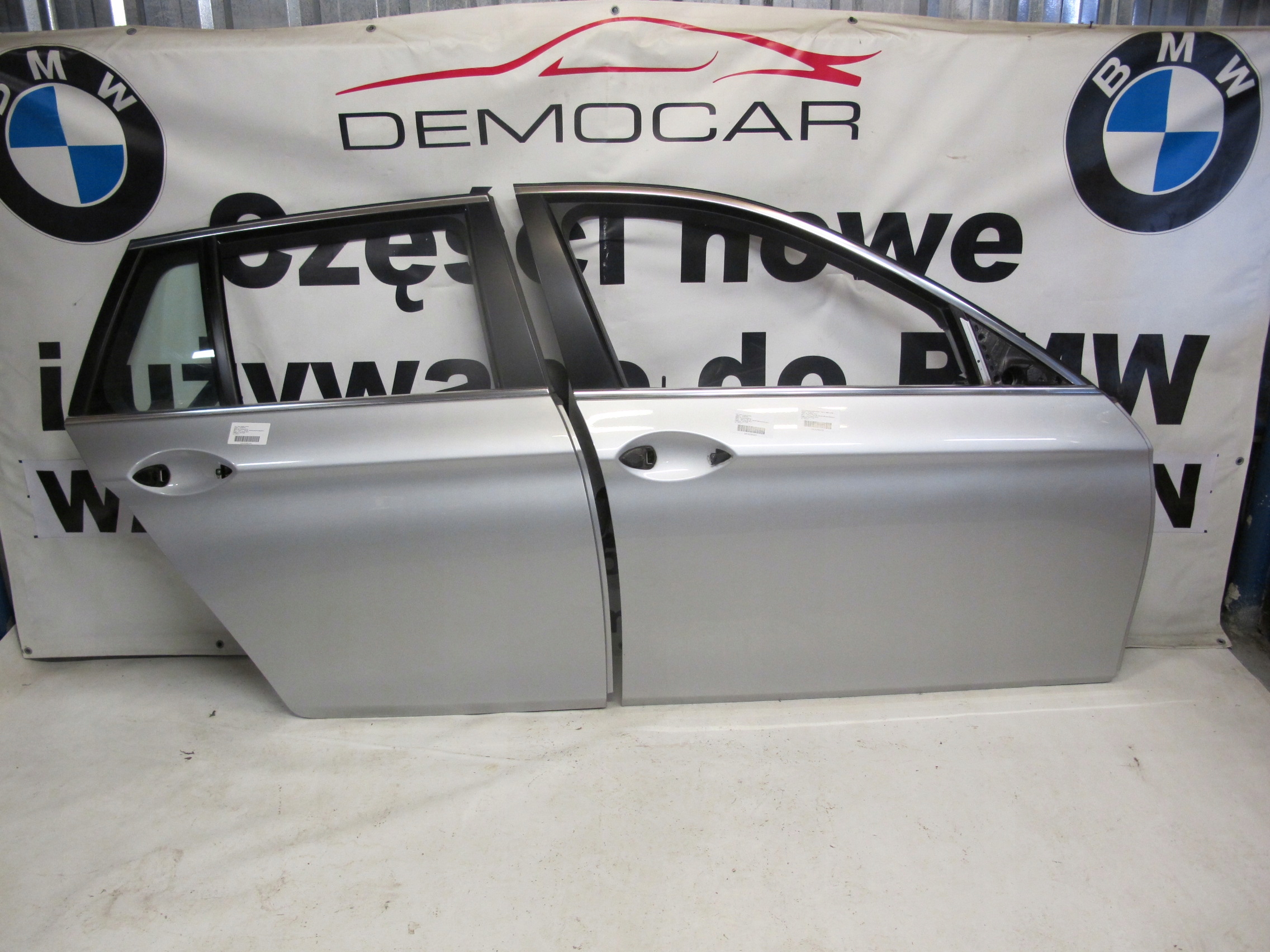 DRZWI PRAWA STRONA BMW F11 354