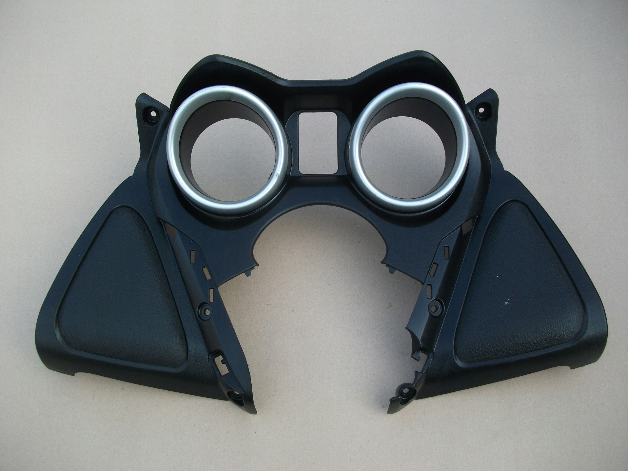 YAMAHA XMAX 125 OBUDOWA LICZNIKA OSLONA