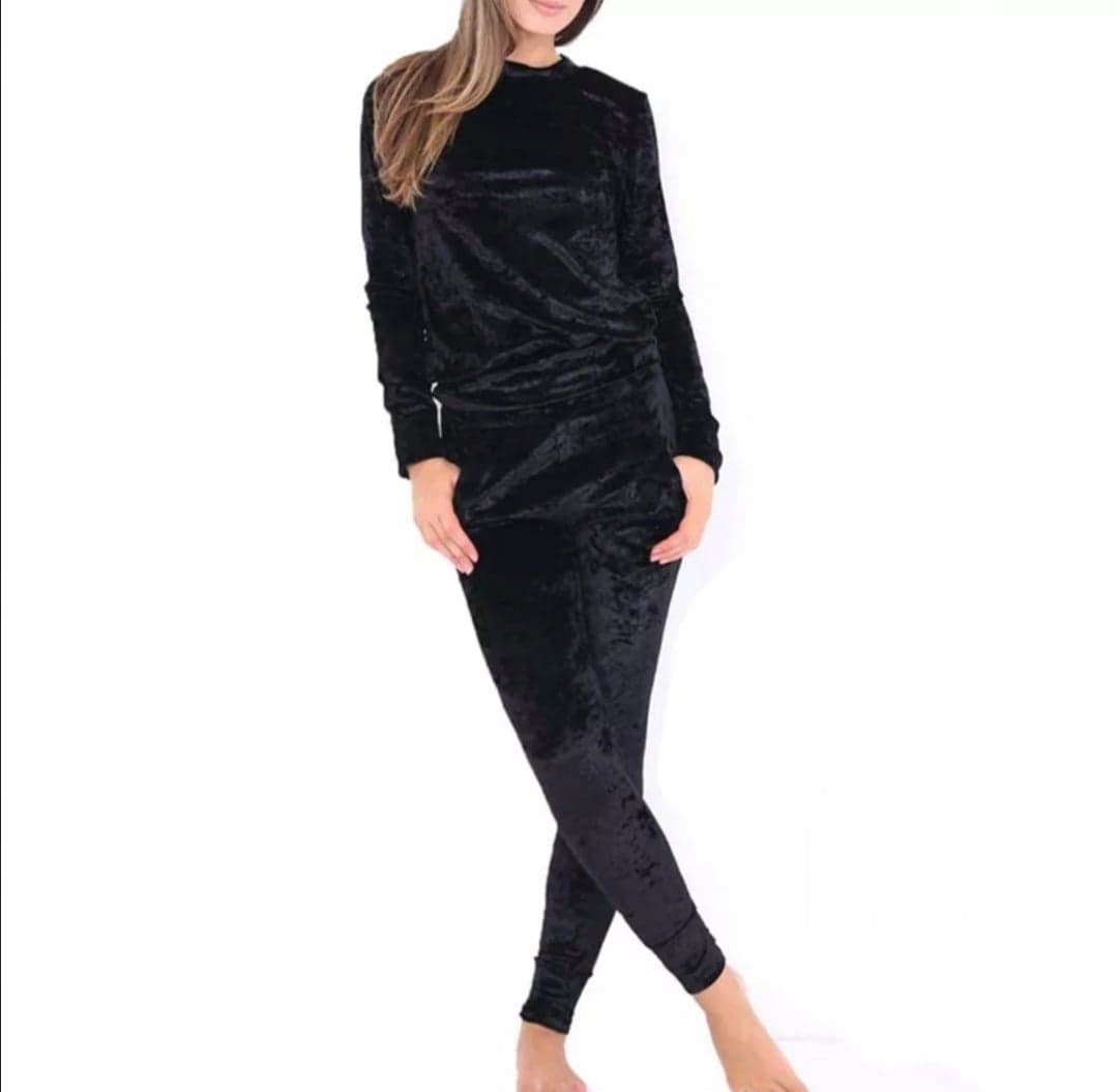 

Dres Welurowy Czarny XL*