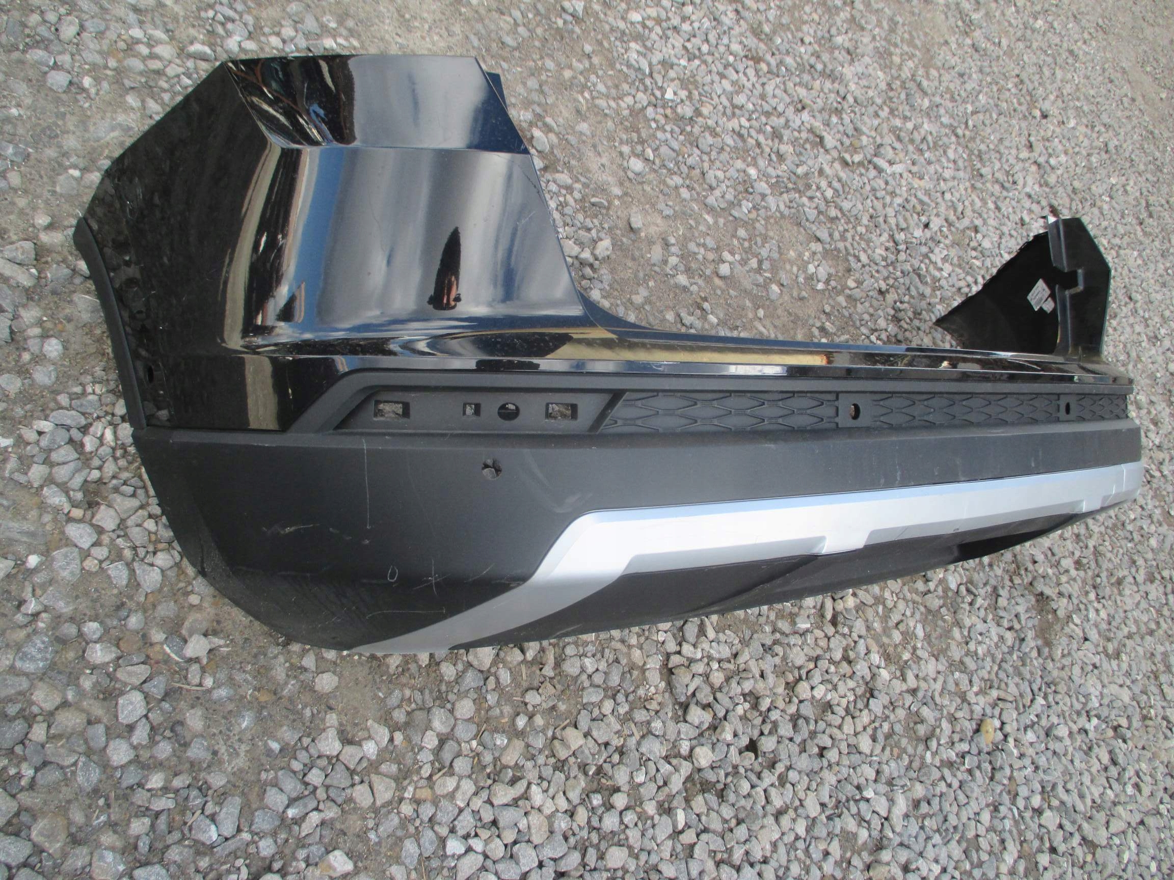 STOSSSTANGE HINTEN SEAT ATECA 2016R->