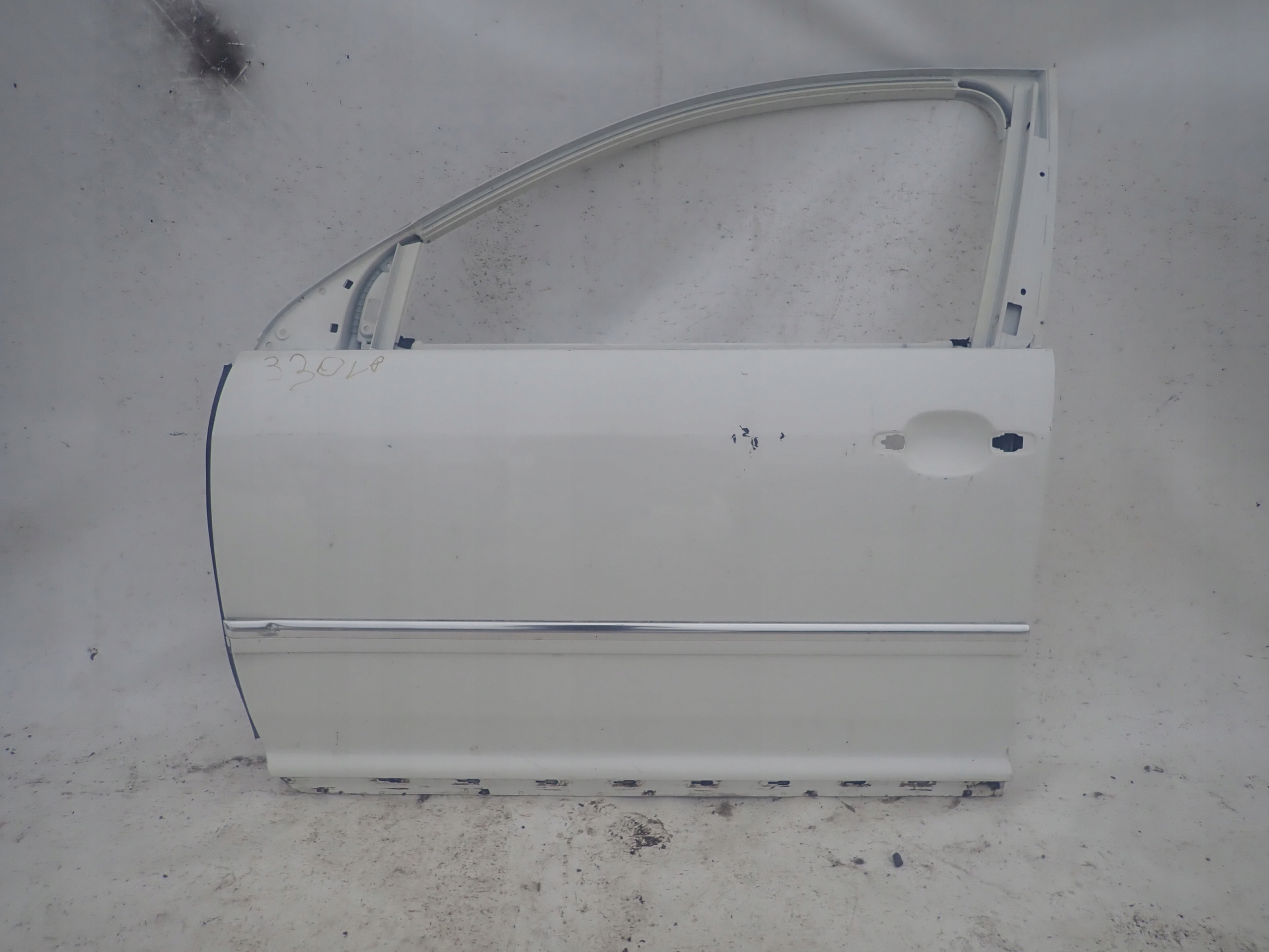 VW PHAETON 02-16 dveře levé předek přední