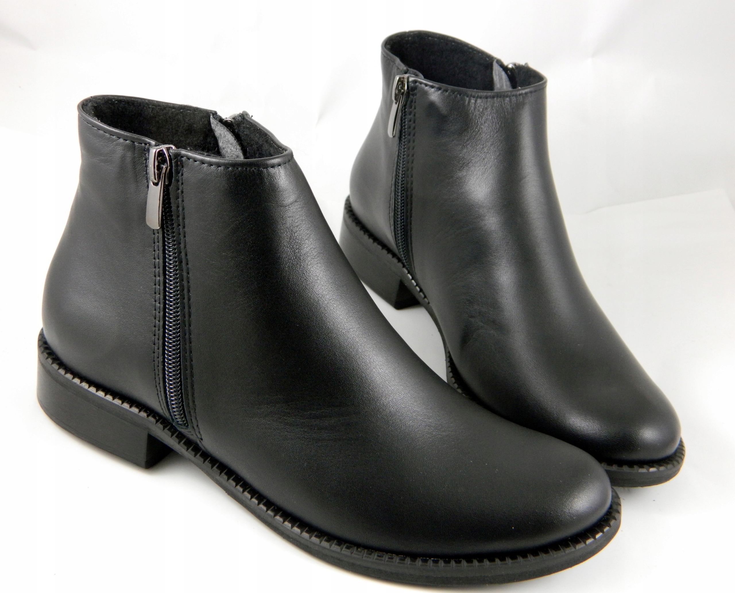 

UNI-19 Wygodne Stylowe Niskie Botki Skóra Nat 41