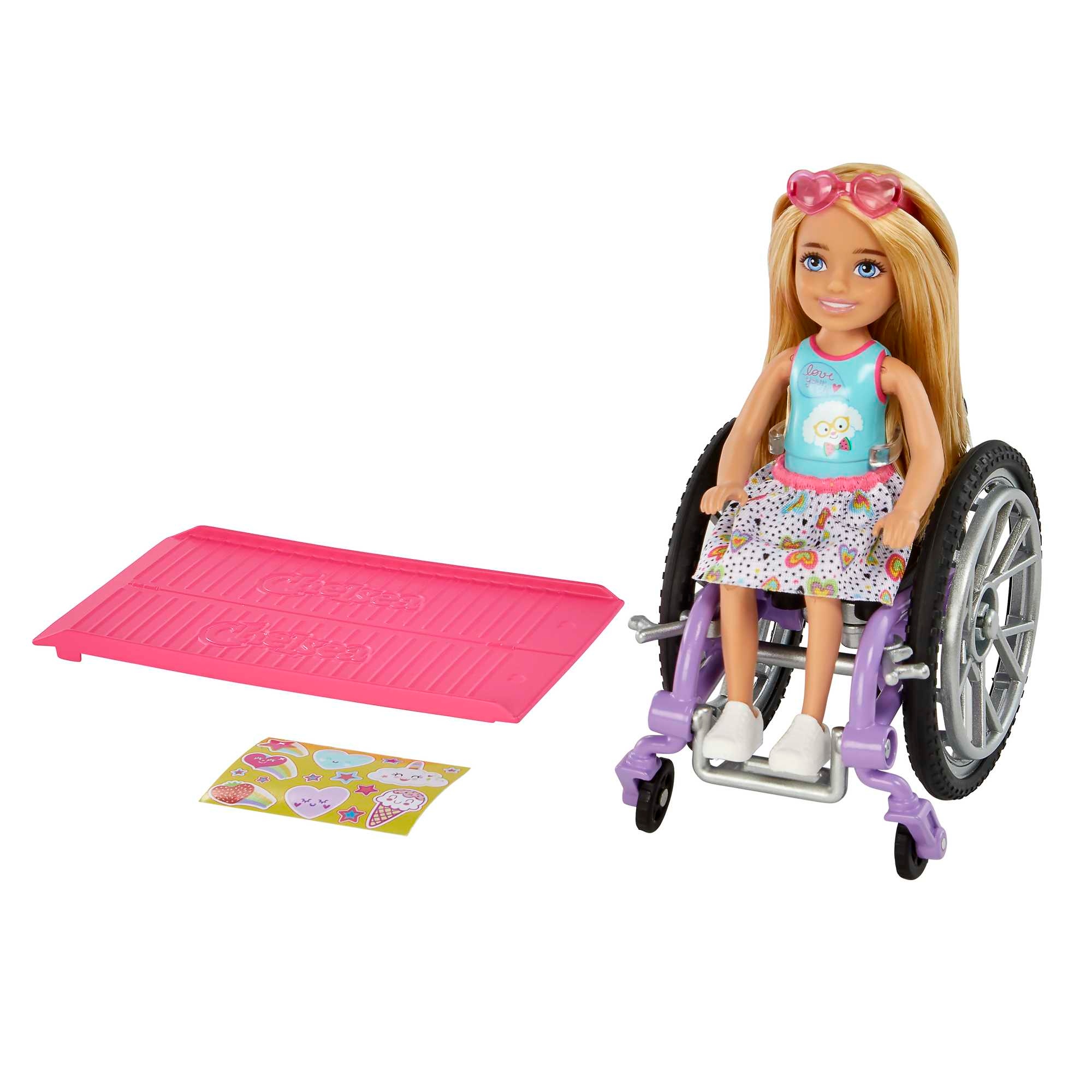 Lalka Barbie Mattel HGP29 Chelsea na wózku