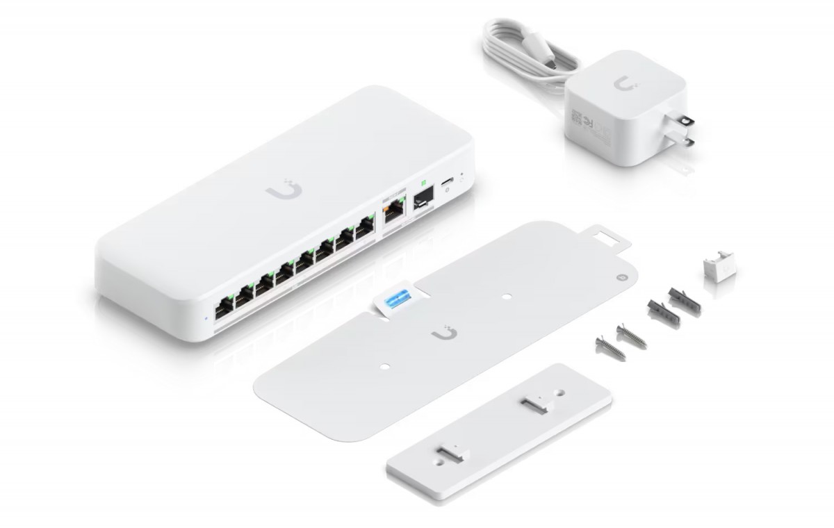 UBIQUITI UniFi Switch Flex, 8 port, (8) 2.5 GbE, (1) 10 GbE PoE+ SFP+ port combo — 16