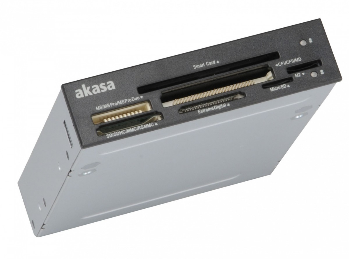 Czytnik kart pamięci Akasa SMART Rodzaj uniwersalne