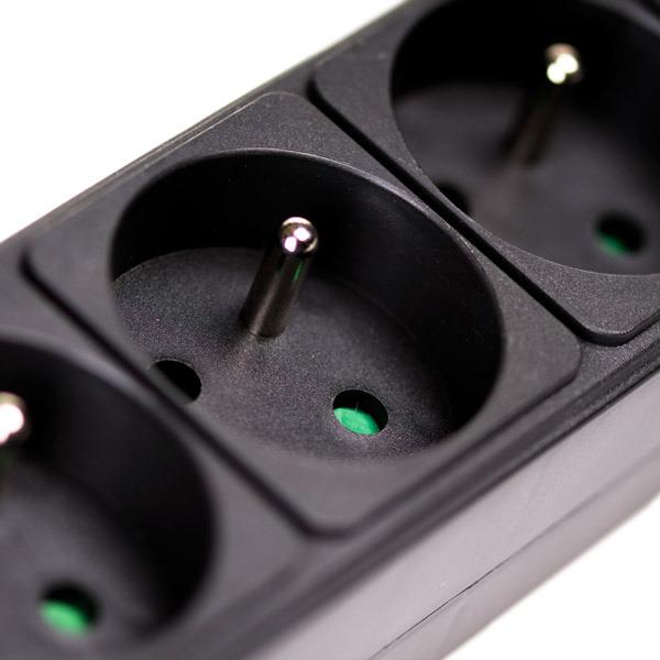 AKYGA Listwa przeciwprzepięciowa Akyga AK-SP-05U 5 gniazd CEE 7/5 (Typ E) 2x USB-A 1.8 m — 5
