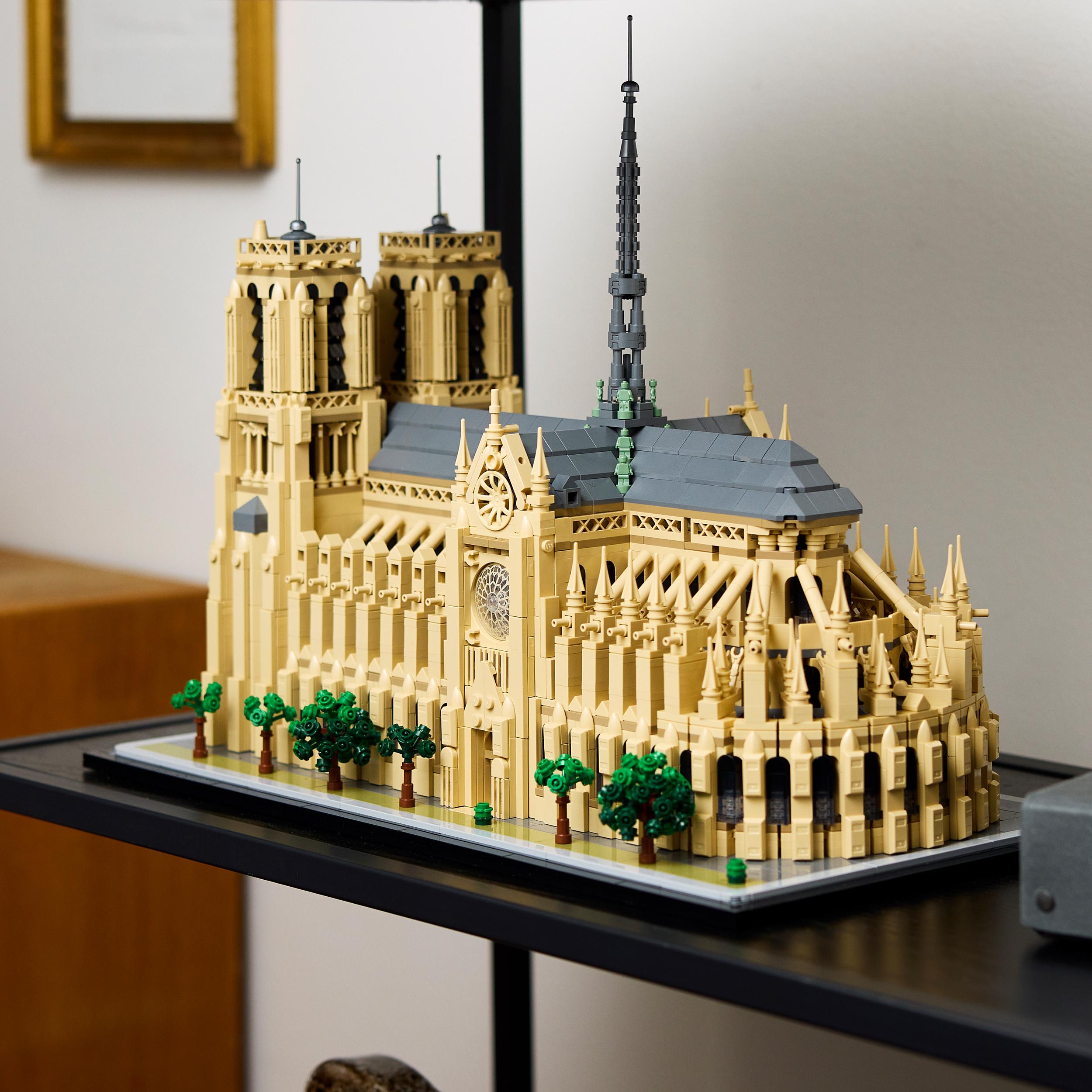 4w1 Lego Architecture 21061 Notre-Dame w Paryżu Miasto Zestaw Klocki Ebook Liczba elementów 4383 szt.