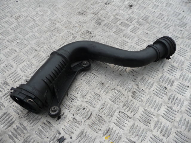 RURA INTERCOOLERA 1K0145762CL VW PASSAT B6 2.0 TDI