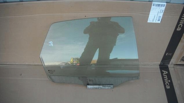 OPEL VECTRA B 4D SEDAN 95-02 SZYBA PRAWA TYLNA