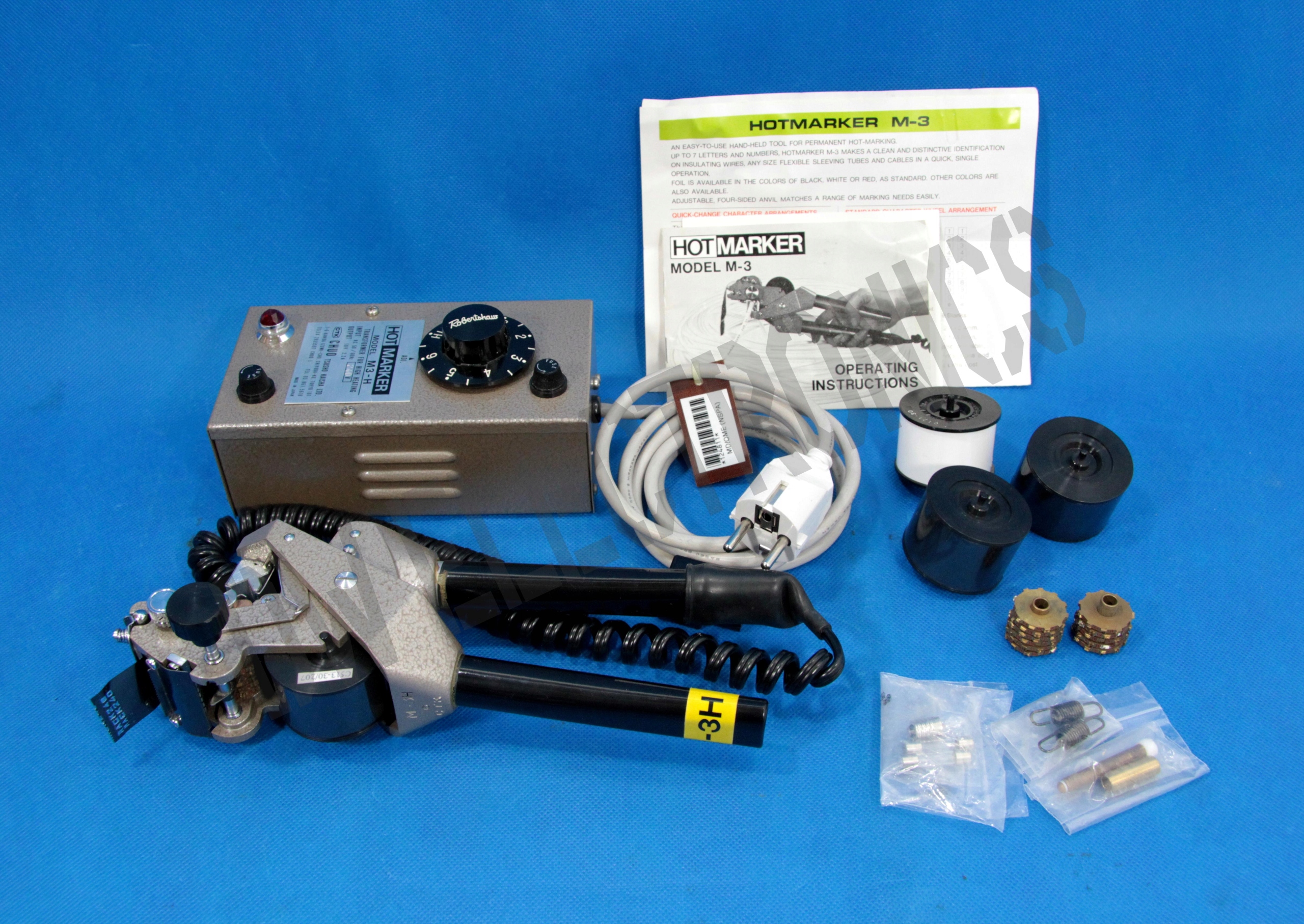 ВОЕННАЯ БИРКА КАБЕЛЯ И ПЛОМБ