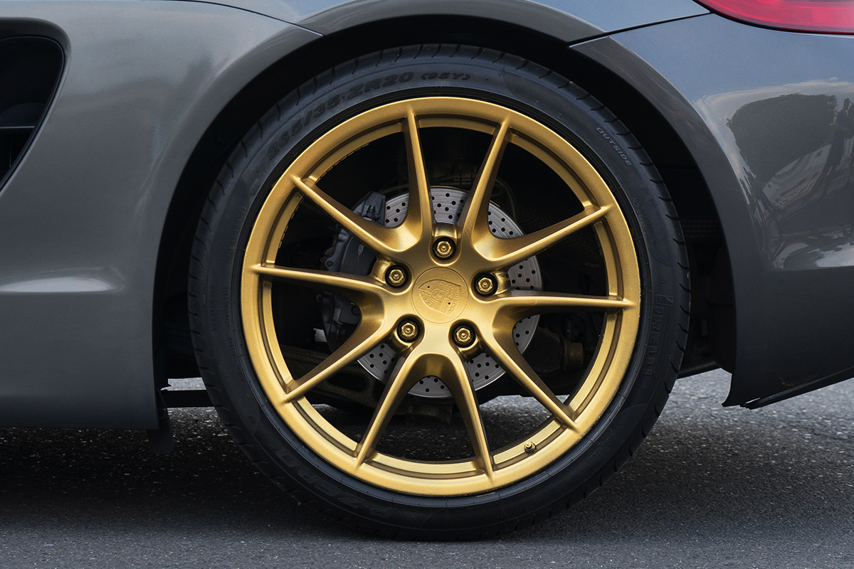 lakier BRIGHT GOLD ZŁOTA 2650 1 LITR IXELL BAZA rozcieńczalnikowa 55 Pojemność opakowania 1000 ml