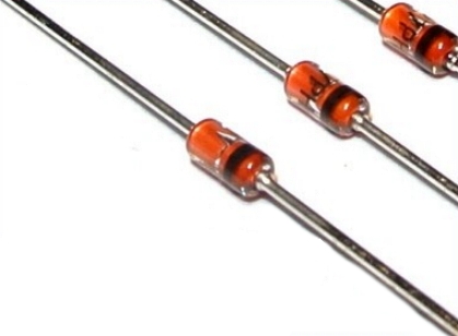 

BAS33 Dioda DO-35 Temic 30V 200mA...........[2szt]