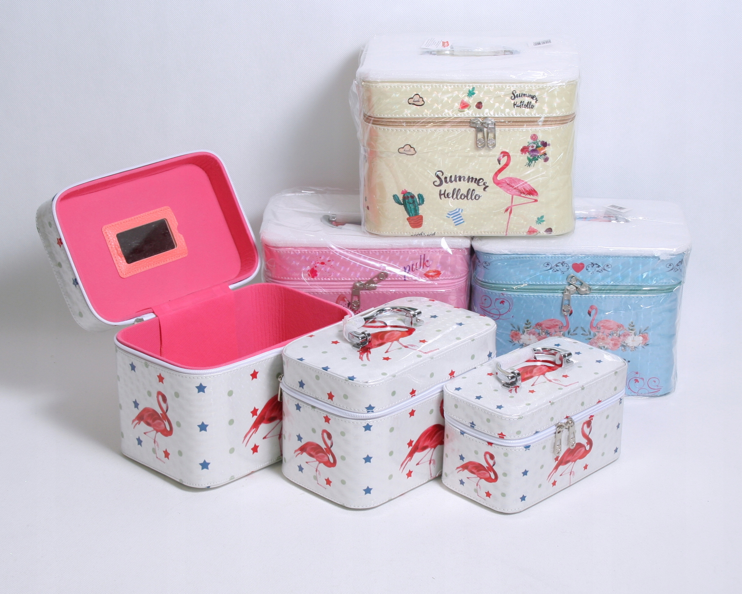 

Kuferek 3w1 Kosmetyczka różne Flaming