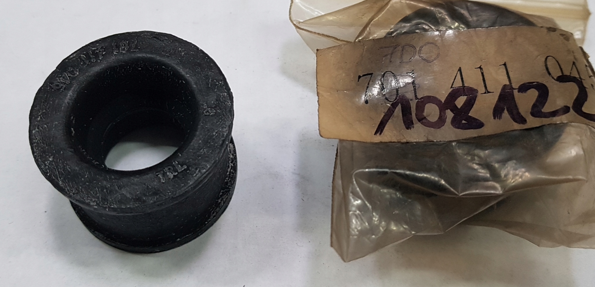 GUMA ŁĄCZNIKA STABILIZATORA VW T4 90-03