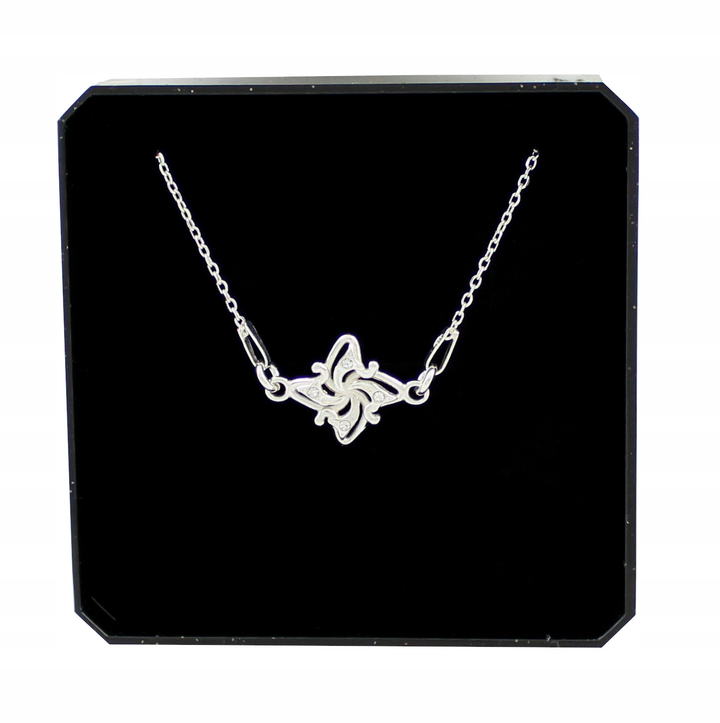 

Srebrny Naszyjnik Z Kryształkami Swarovski
