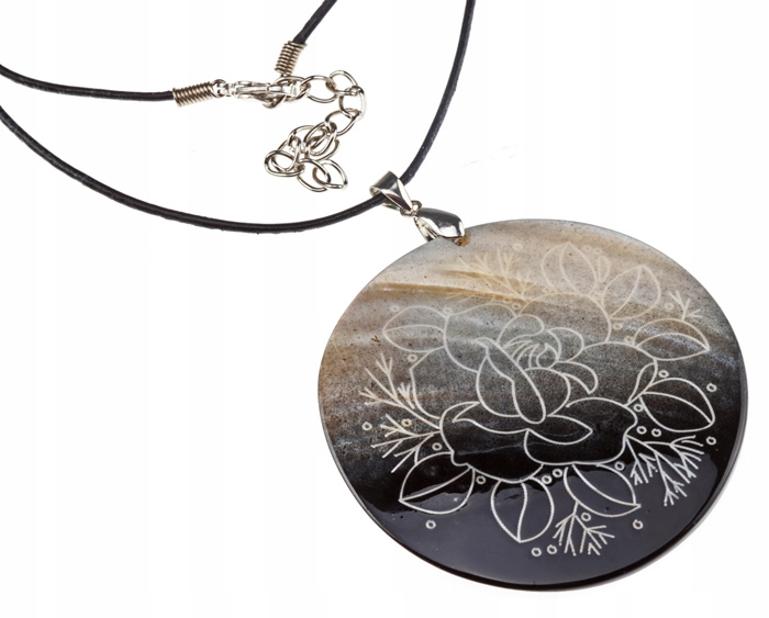 B58 WISIOR ZAWIESZKA MUSZLA NATURALNA 60mm