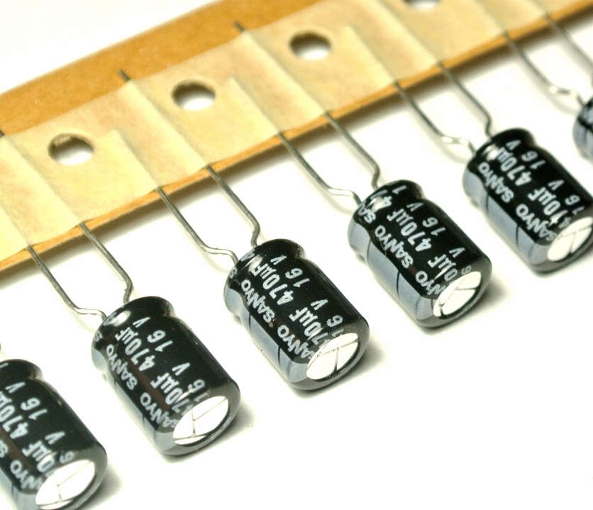 

470uF 16V 85' 8x12mm Sanyo Japan ________ [100szt]