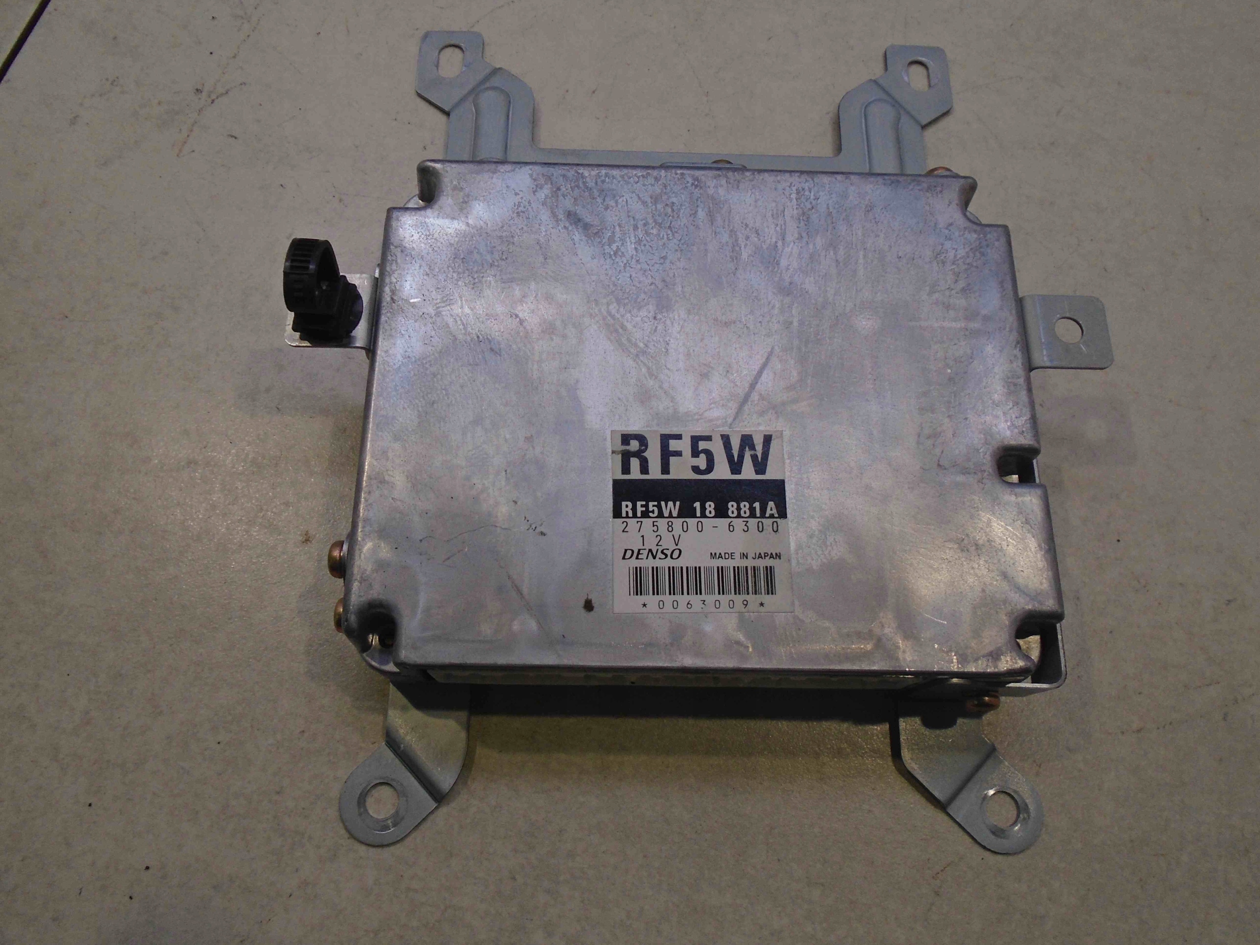 Computer MAZDA PREMACY 2.0 DITD RF5W18881A