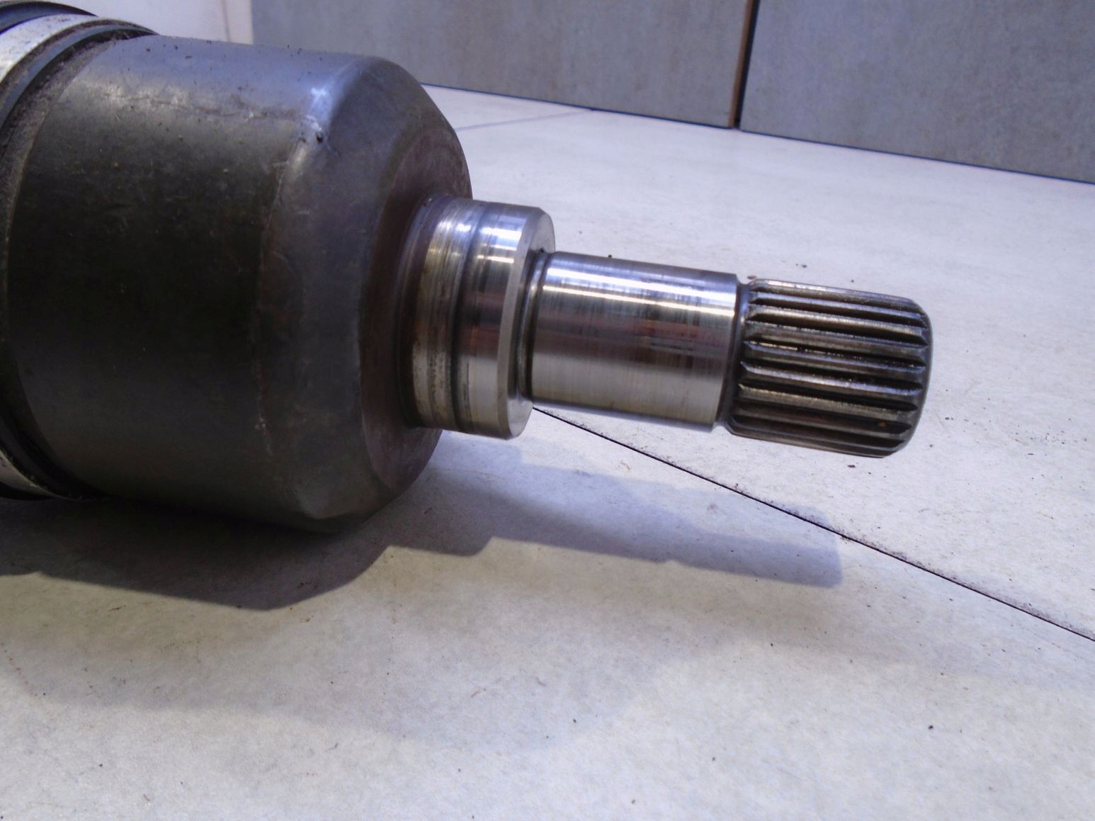 semi-axis left short. PEUGEOT 307 2.0 HDI