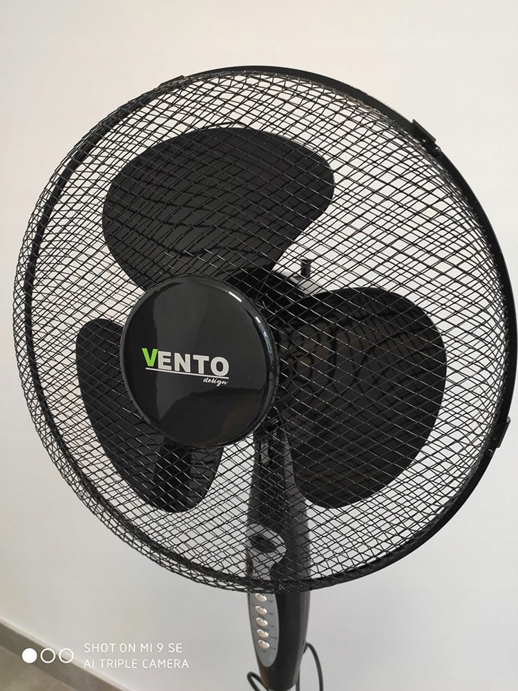 Wentylator Vento Podłogowy 40 cm 40W z Pilotem 38 Model 38