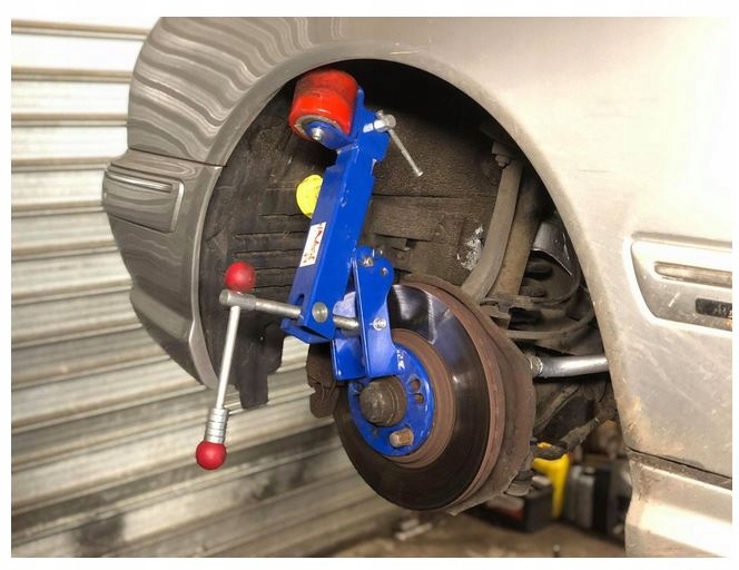 РЕМКОМПЛЕКТ КРИЛА КОЛІСНИХ АРОК РОЛИК КРИЛА Марка Geko