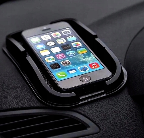 MATA ANTYPOŚLIZGOWA UCHWYT NA DESKĘ ROZDZIELCZĄ Marka Inna