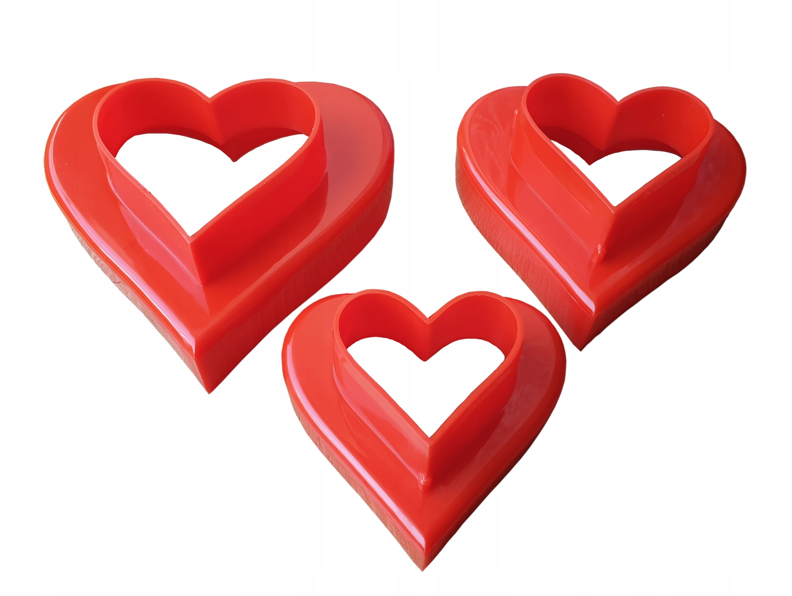 WYKRAWACZE FOREMKI DO CIASTEK PIERNIKÓW 6szt SERCE