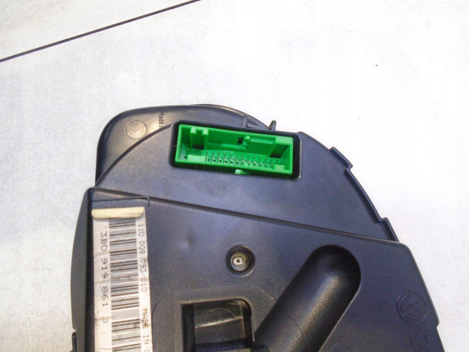 спидометр часы vw PASSAT B5 1.6b 3B0919861B