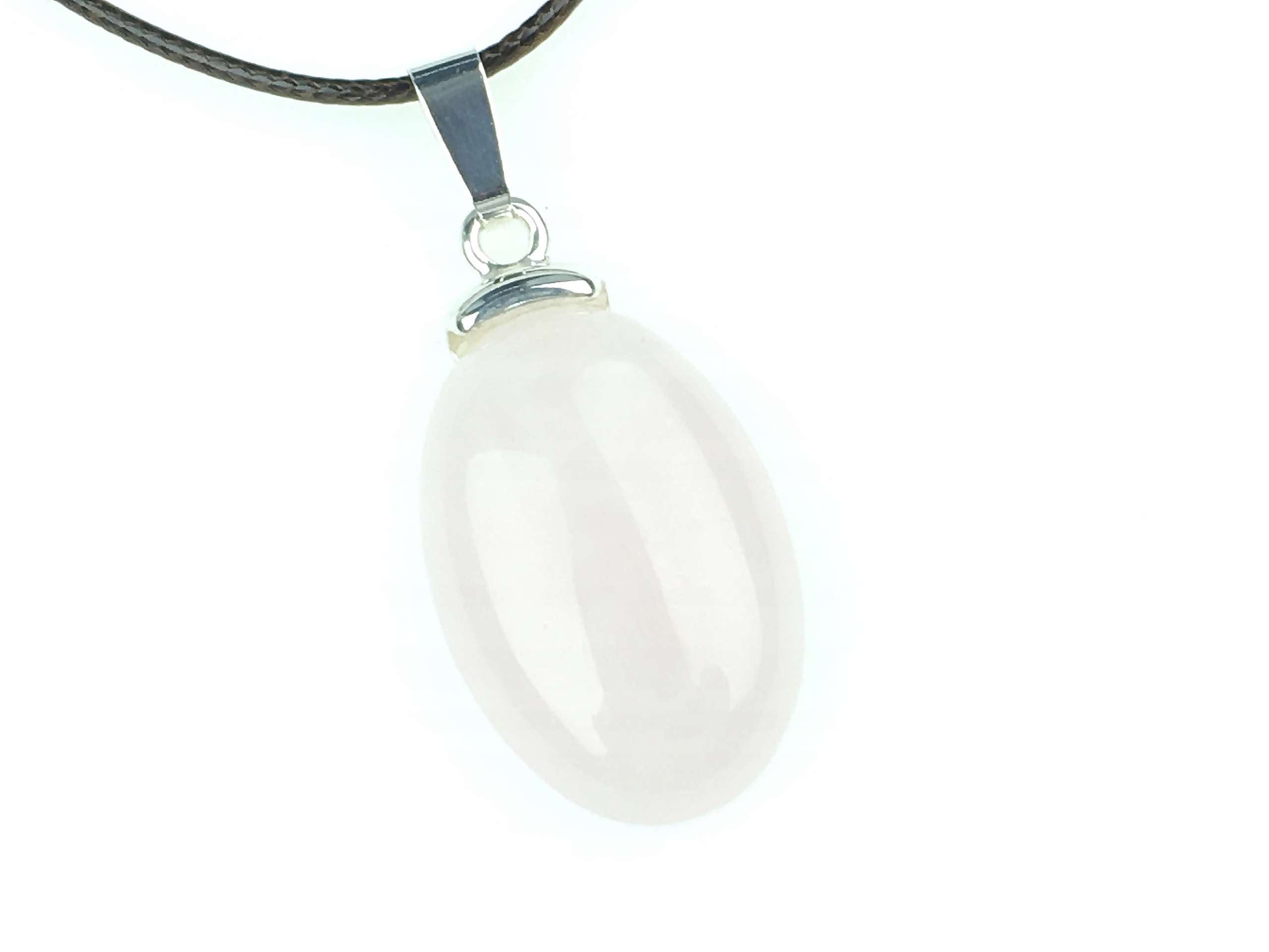 

wisiorek kwarc różowy wisior kamień miłości