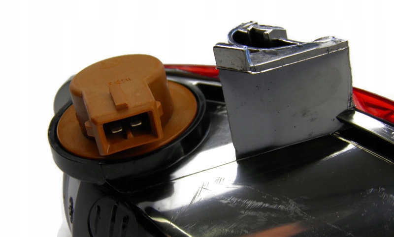 RENAULT SCENIC III RENAULT LAMPA PRZECIWMGIELNA OE Strona zabudowy lewe