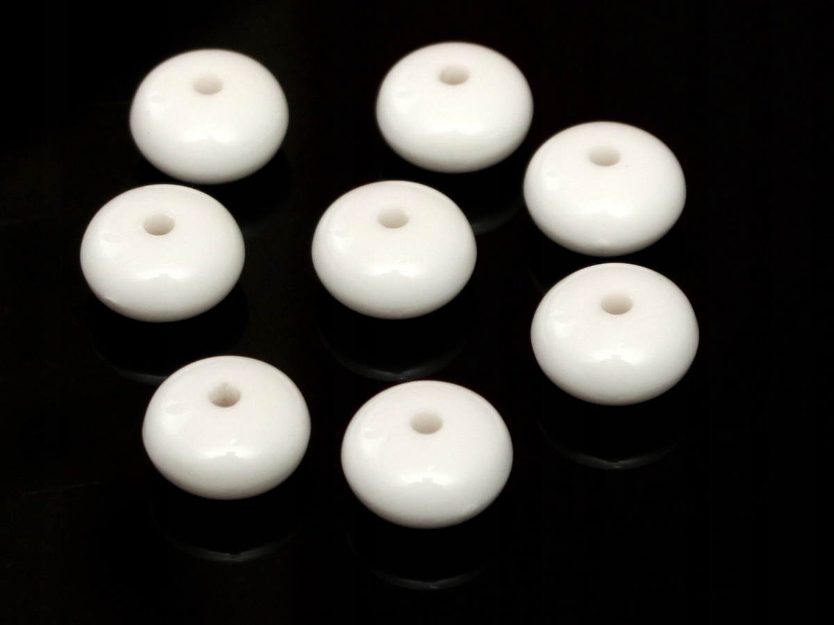 EMO46 White 10mm 20sztuk przekładka Oponka