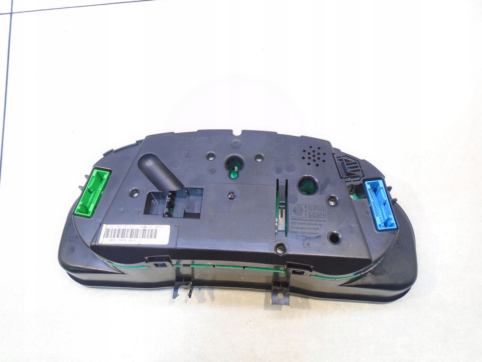 спидометр часы vw PASSAT B5 1.6b 3B0919861B