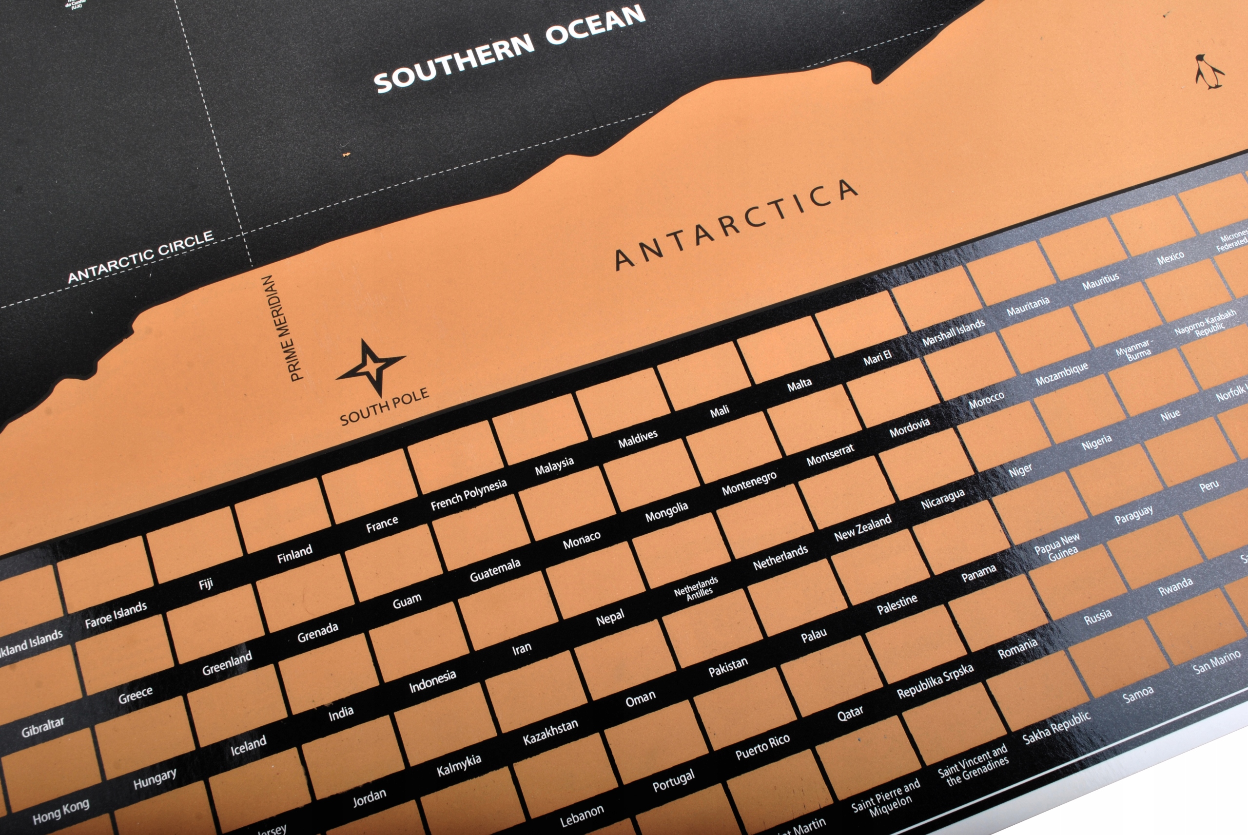 Mapa Świata Zdrapka dla Podróżnika Flagi Prezent Waga (z opakowaniem) 0.25 kg