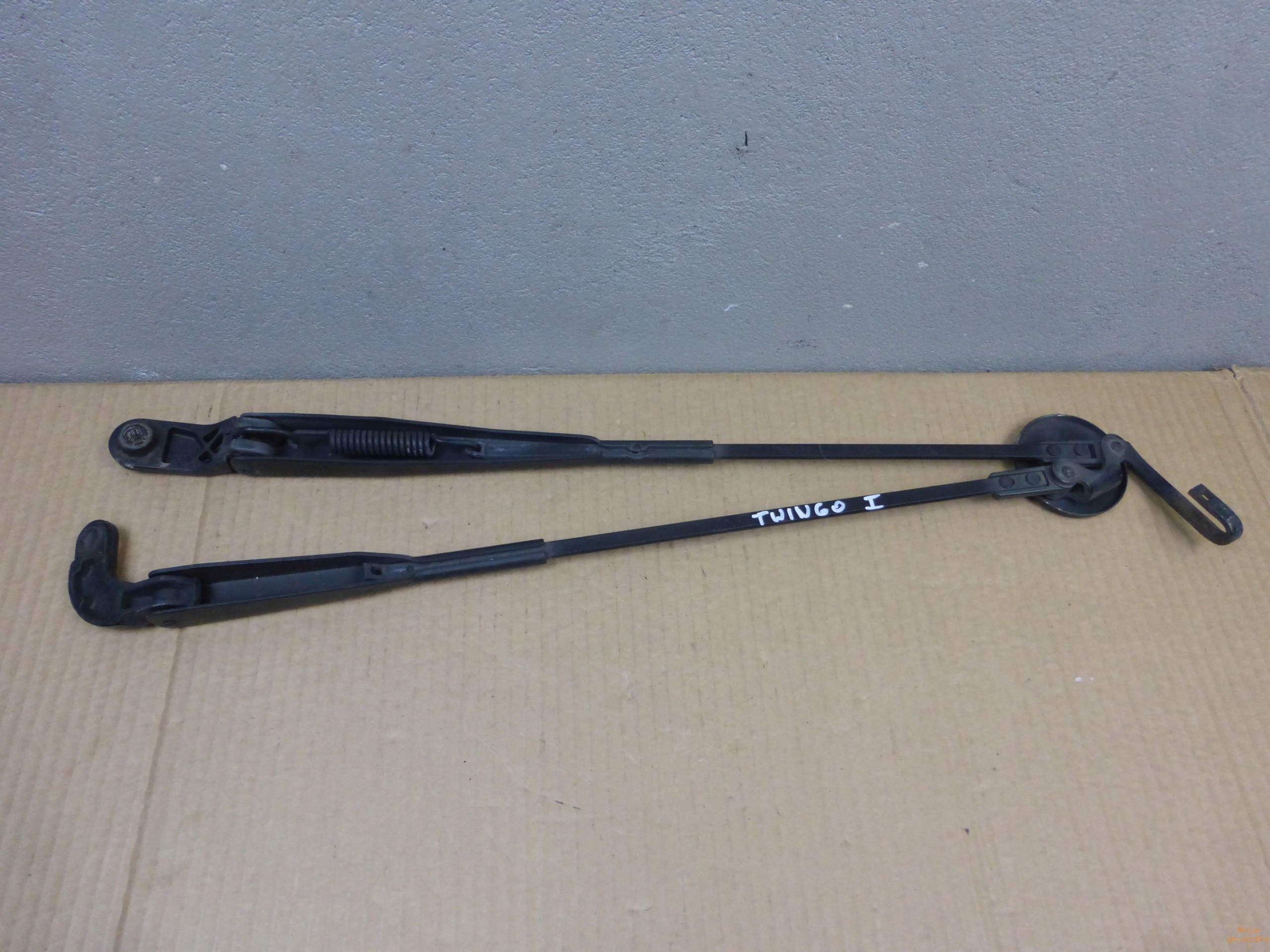 Wiper arm RENAULT TWINGO и original