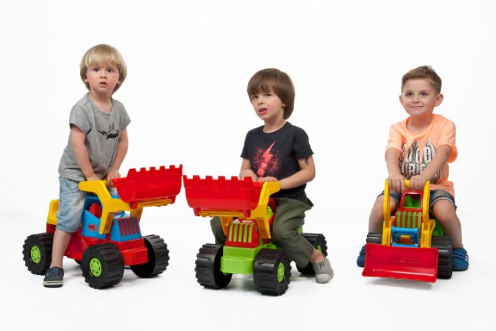 POLSKA DUŻA KOPARKA JEŹDZIK 74X33X30 CM PREZENT Marka inna