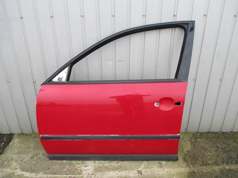 VW PASSAT B5 96- DRZWI LEWY PRZÓD