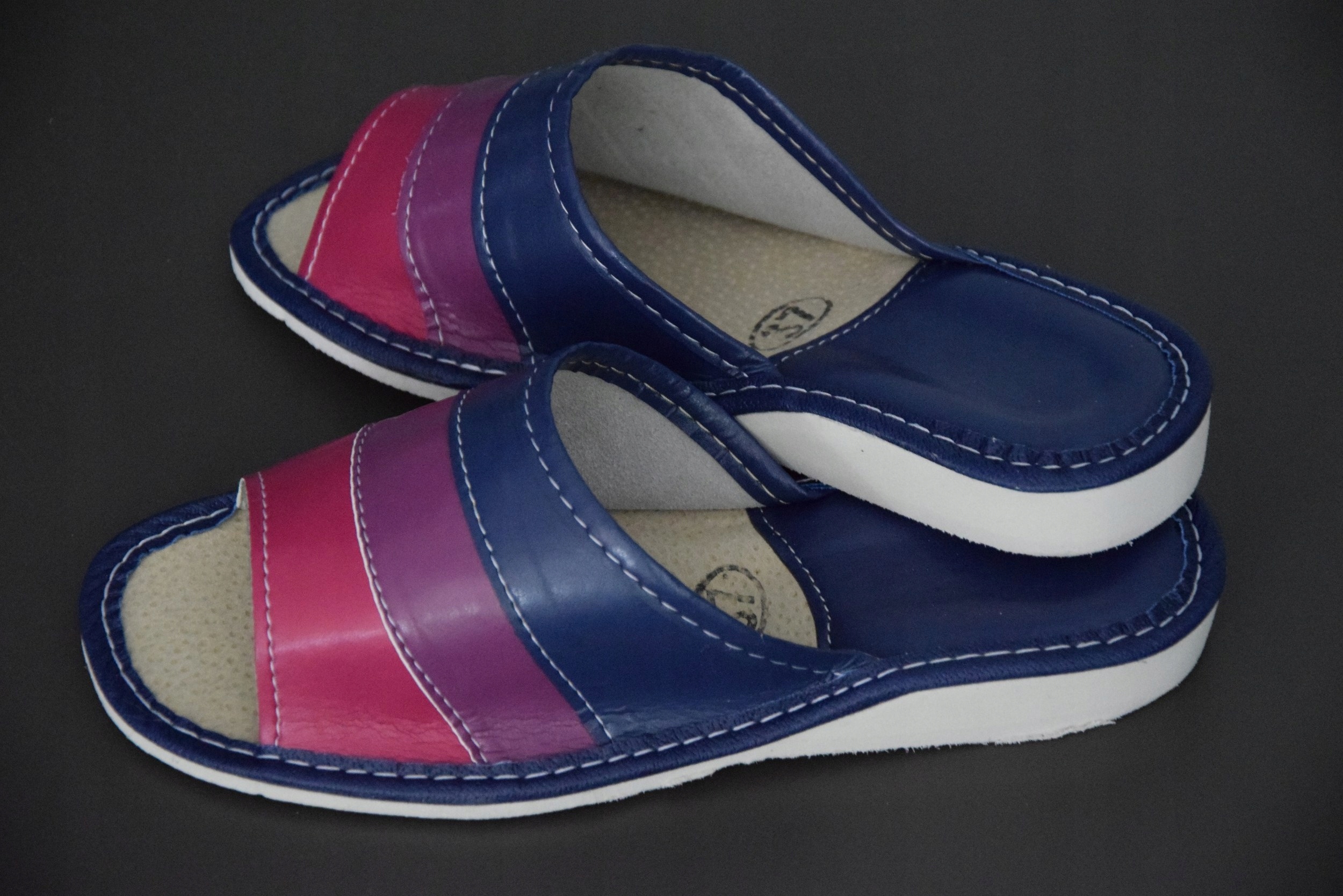 POLSKIE KAPCIE DAMSKIE SKÓRA GÓRALSKIE PANTOFLE 41 Rozmiar 41