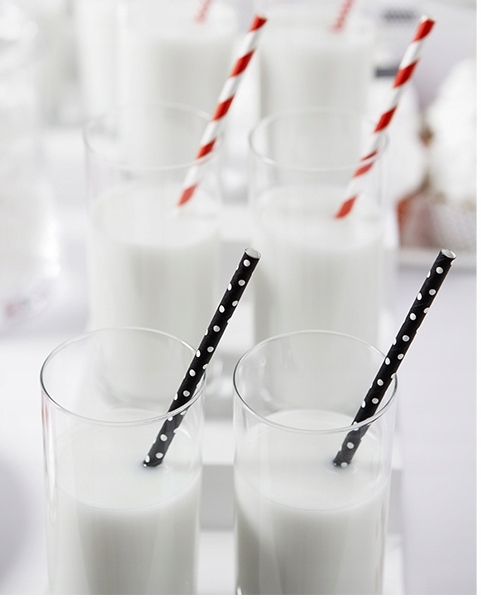 RURKI SŁOMKI PAPIEROWE URODZINY 10 SZT czarne Materiał papier