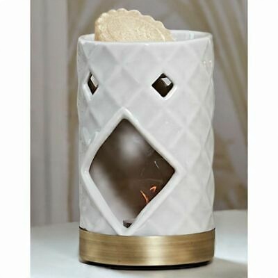 

Yankee Candle Langham Ceramic kominek do wosków