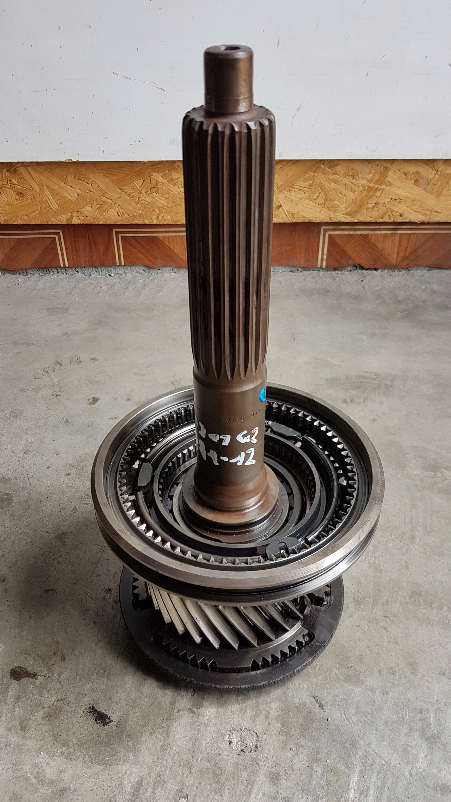 ACTROS ПЕРЕДНІЙ ВАЛ ЗЧЕПЛЕННЯ КОРОБКИ ПЕРЕДАЧ 281