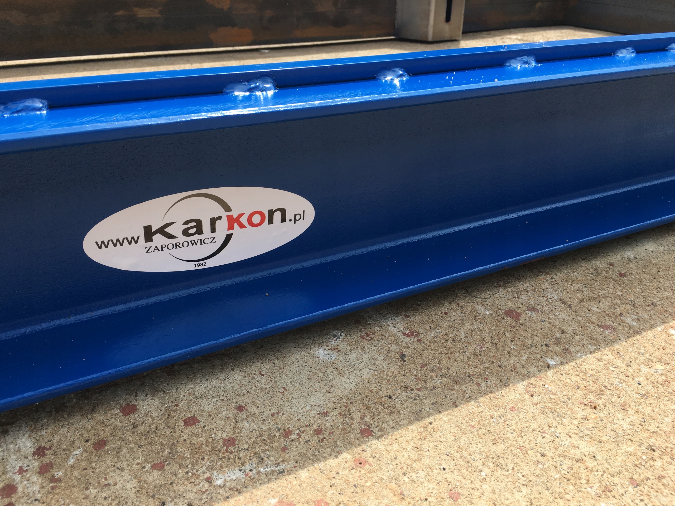 Forma do płyt drogowych 150x300x15 regulacja 100cm Waga produktu z opakowaniem jednostkowym 6000 kg