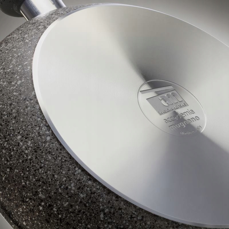 Сковорода из титанового камня 24 см DiPietra индукция дополнительная информация посудомоечная машина без нагрева ручки возможность использования на индукционной кухне