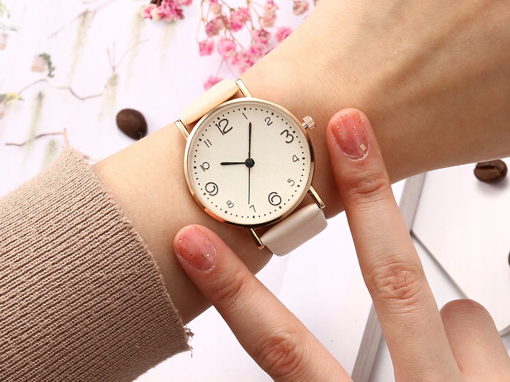 Zegarek Damski BEŻOWY Wąski Pasek Beż Elegancki Jasny Płeć kobieta