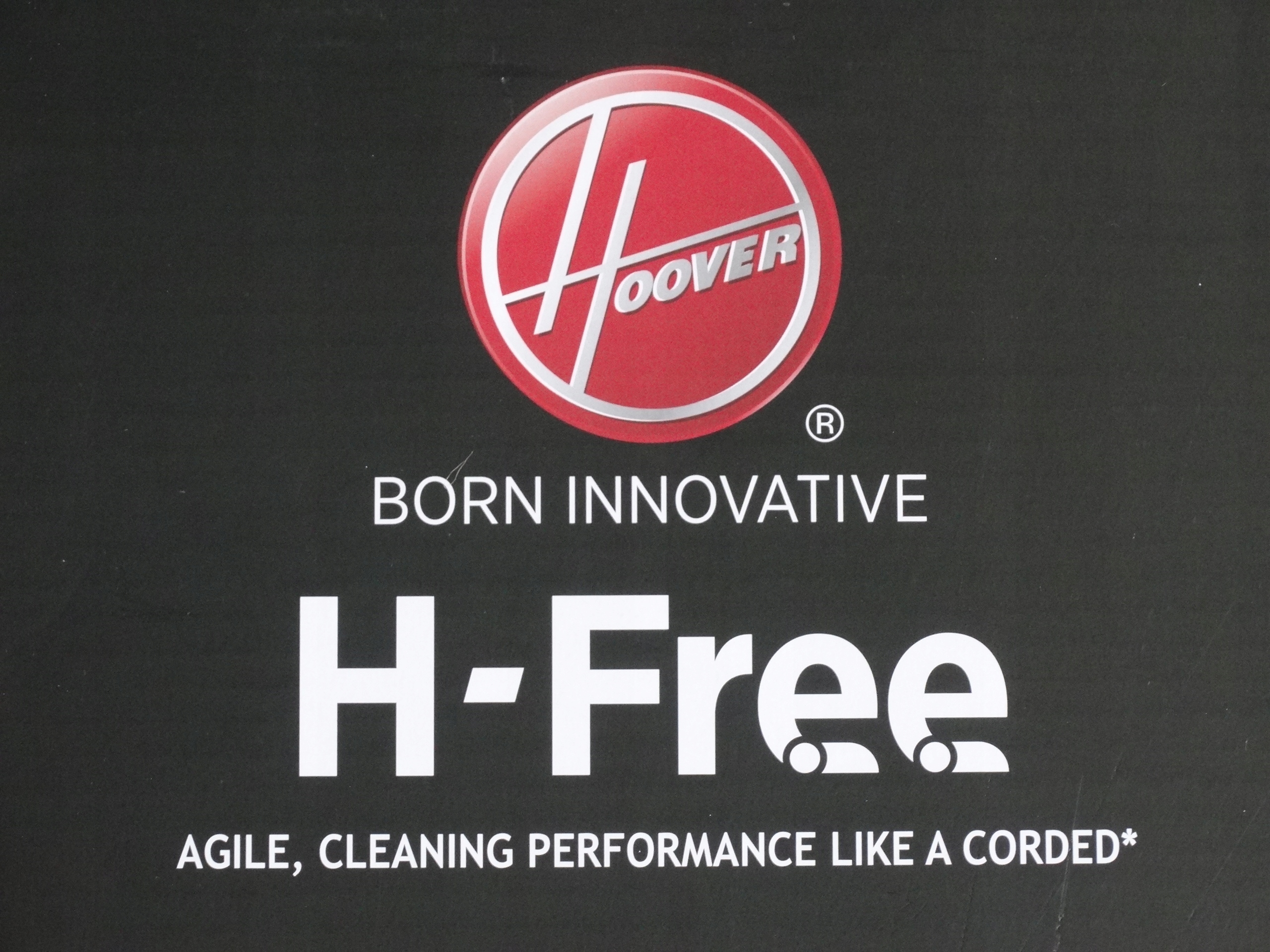 Odkurzacz Bezprzewodowy Hoover H-Free HF18RXL011 Czas ładowania 300 min