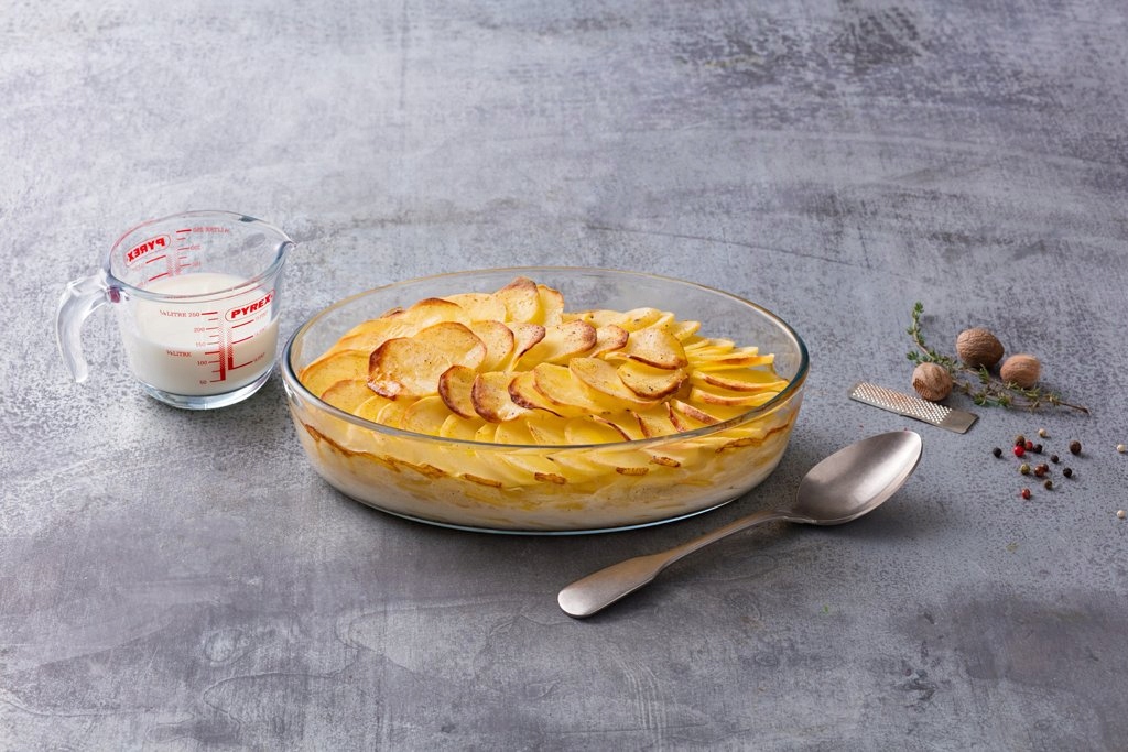 OWALNE NACZYNIE ŻAROODPORNE DO LASAGNE PYREX 30X21 EAN (GTIN) 3426470010122
