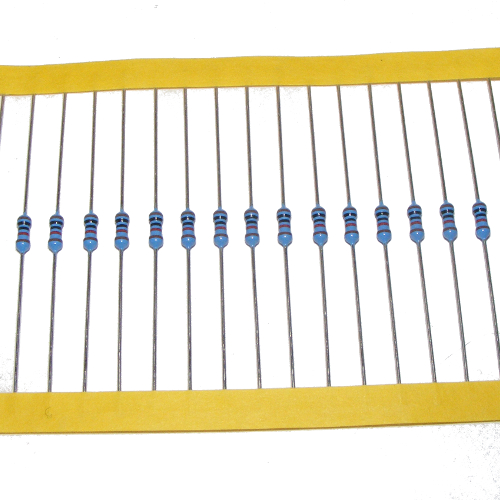 

Rezystor opornik 3K74 3,74K 0,6W 1% x25